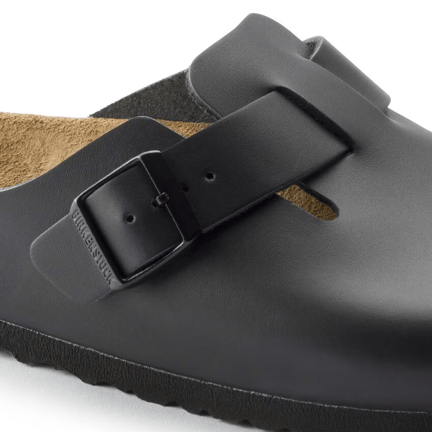 Birkenstock Boston nero in pelle pianta stretta
