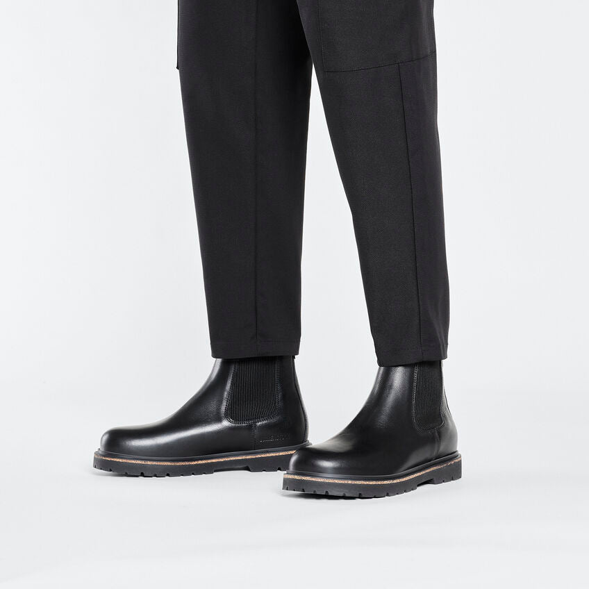 Highwood Slip on pelle nera